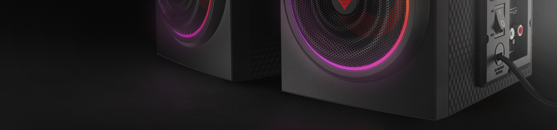 Genesis Helium 300 BT s vysokým hodnocením od ithardware.co.uk